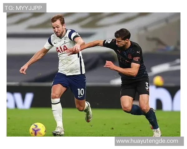 当今足坛顶级中锋球星全面解析与战术价值深度研究