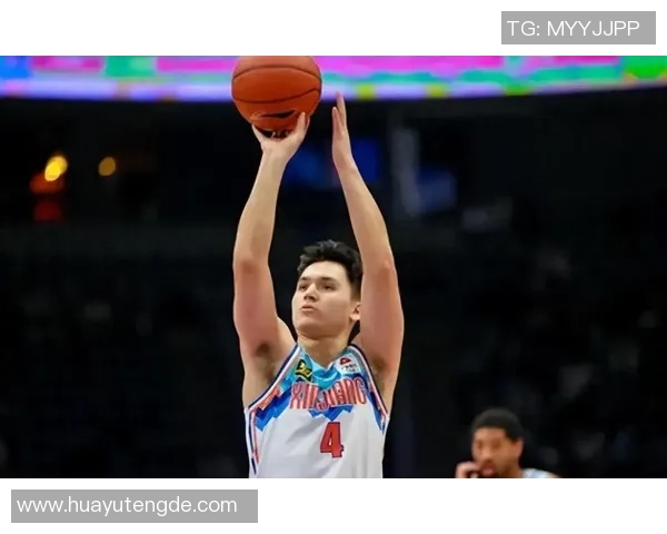 新疆足球新星崭露头角展现出色才华助力球队腾飞