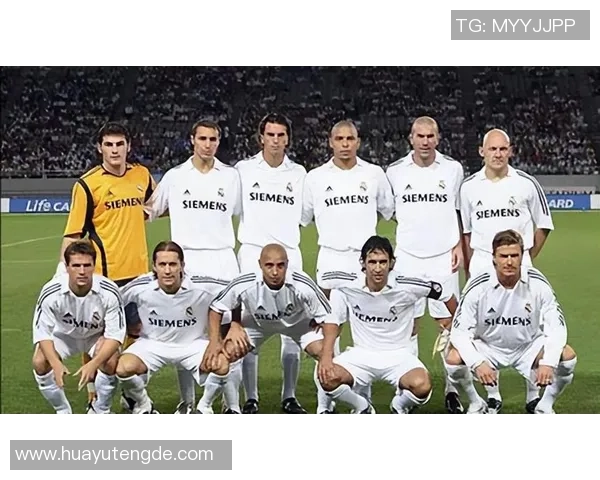 六号足球明星的光辉历程与足坛影响力分析 六号足球明星的光辉历程与足坛影响力分析